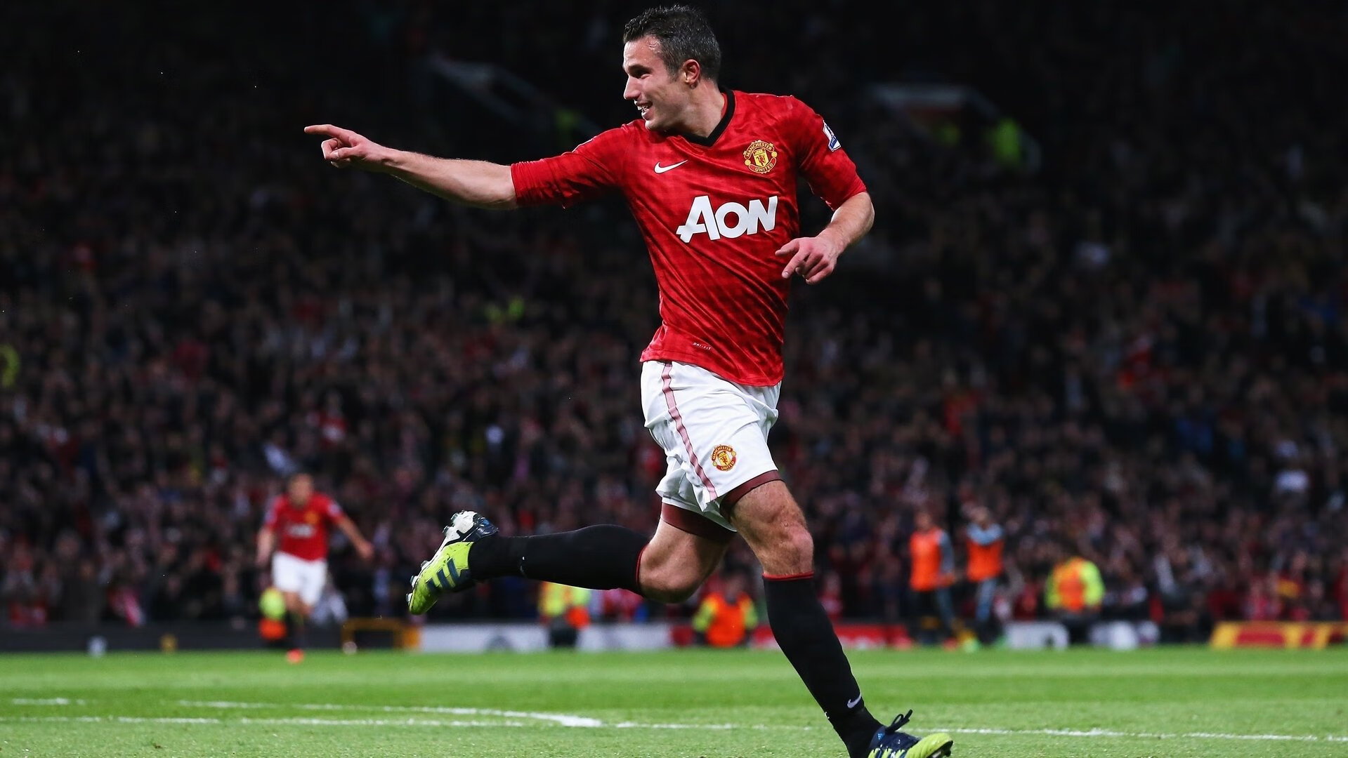 法甲焦点：巴黎在客场0-0战平里尔，争冠格局依然悬而未决，巴黎0-1里尔